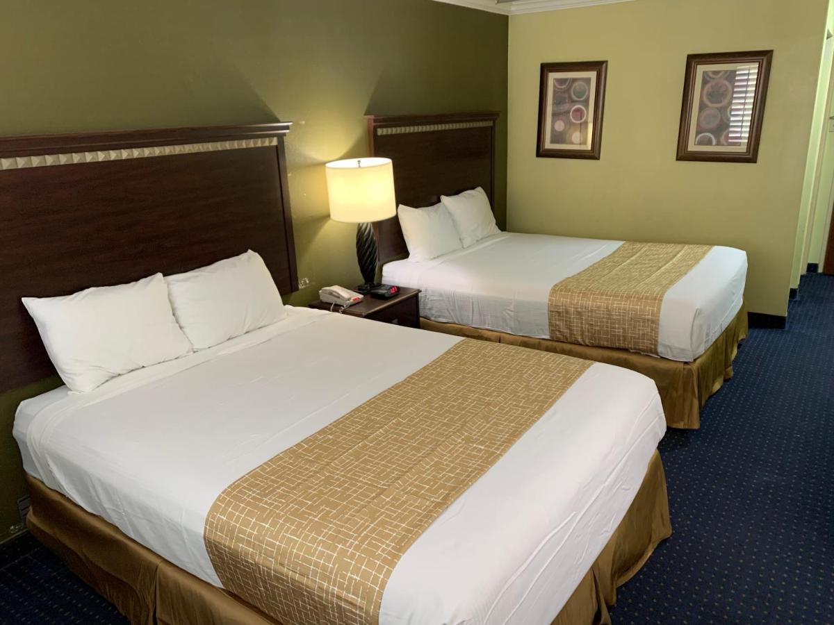 Travelodge By Wyndham Odessa Kültér fotó