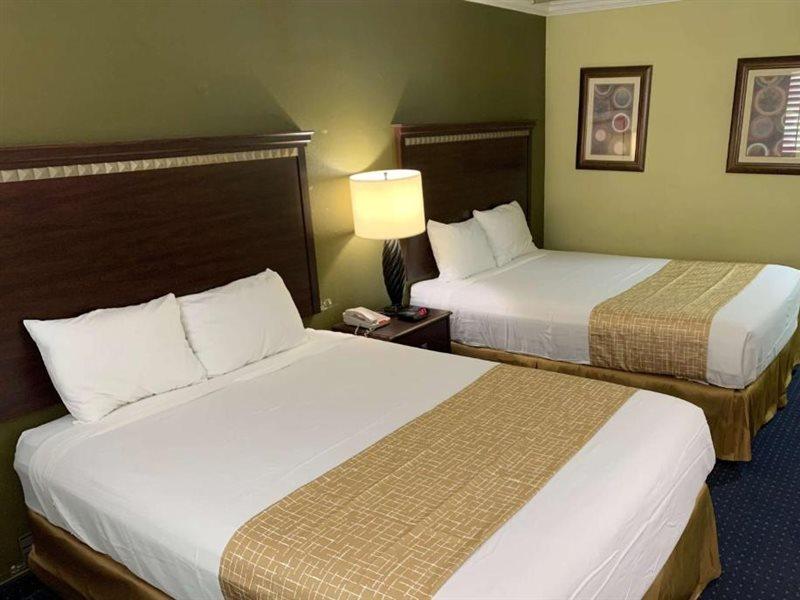 Travelodge By Wyndham Odessa Kültér fotó