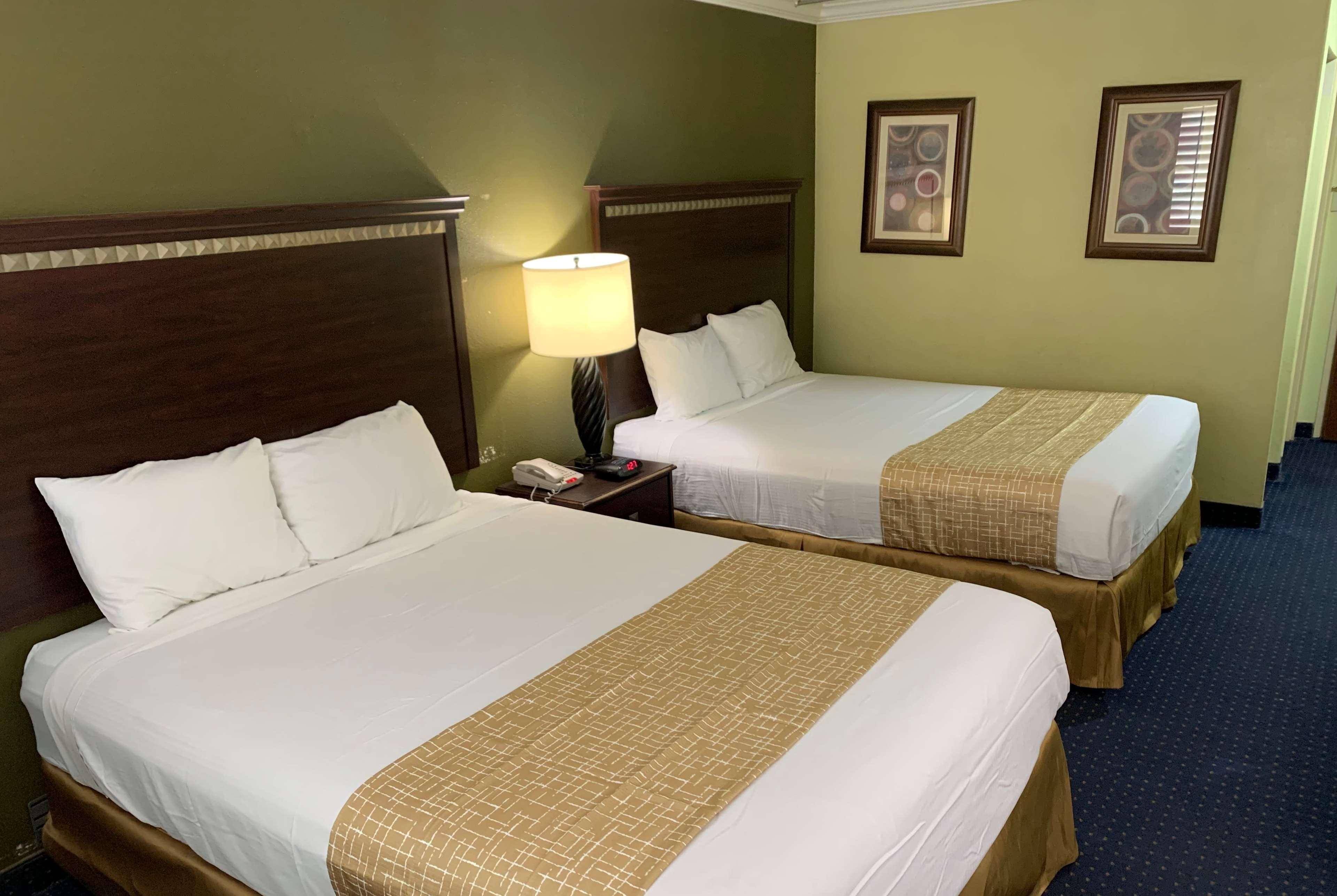Travelodge By Wyndham Odessa Kültér fotó