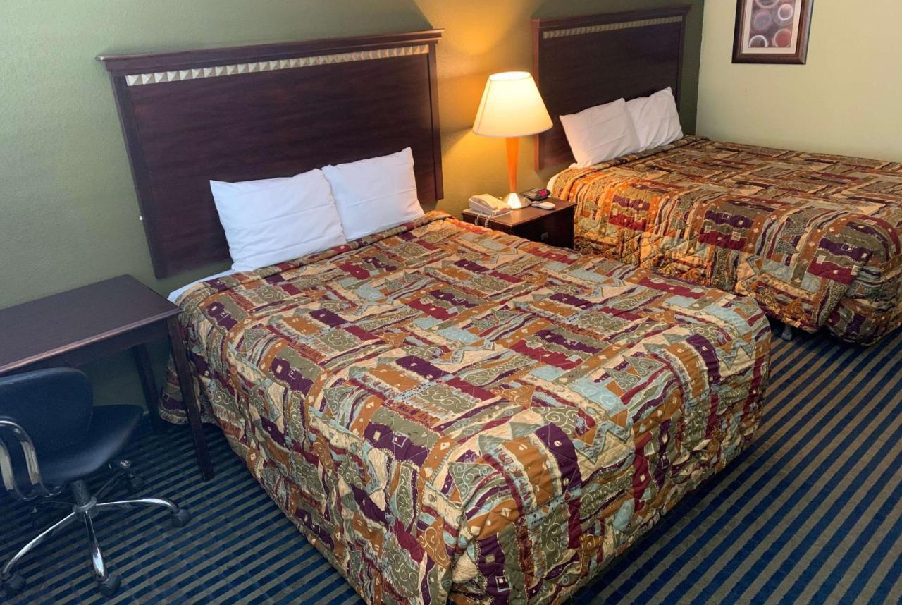 Travelodge By Wyndham Odessa Kültér fotó